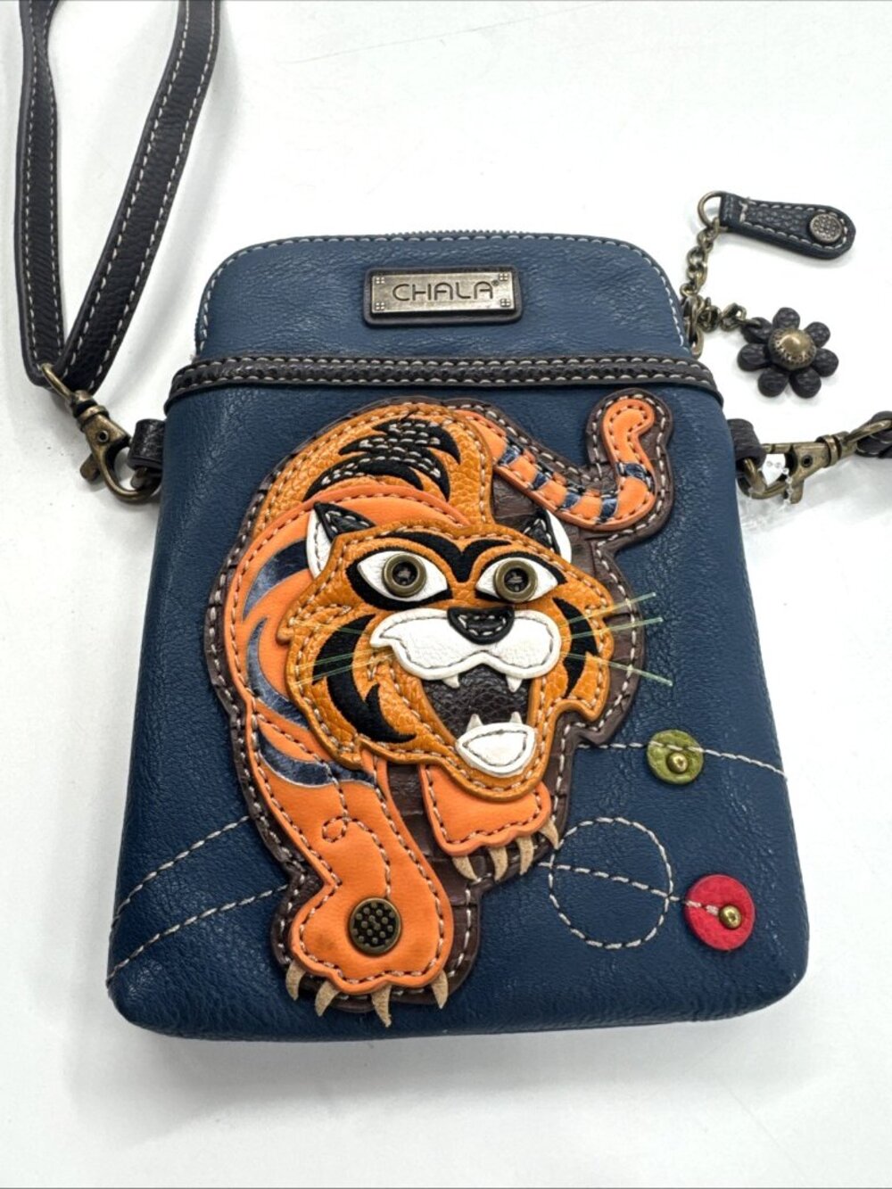 Chala Crossbody Cell Phone Purse Tiger 3D Design Vegan Leather Adjustable Strap